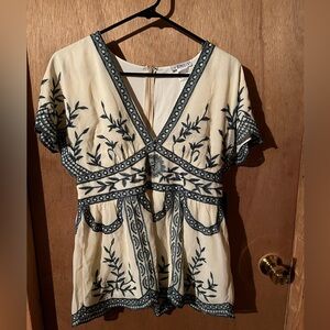 VENUS Cream and Blue Graphic Wrap Blouse